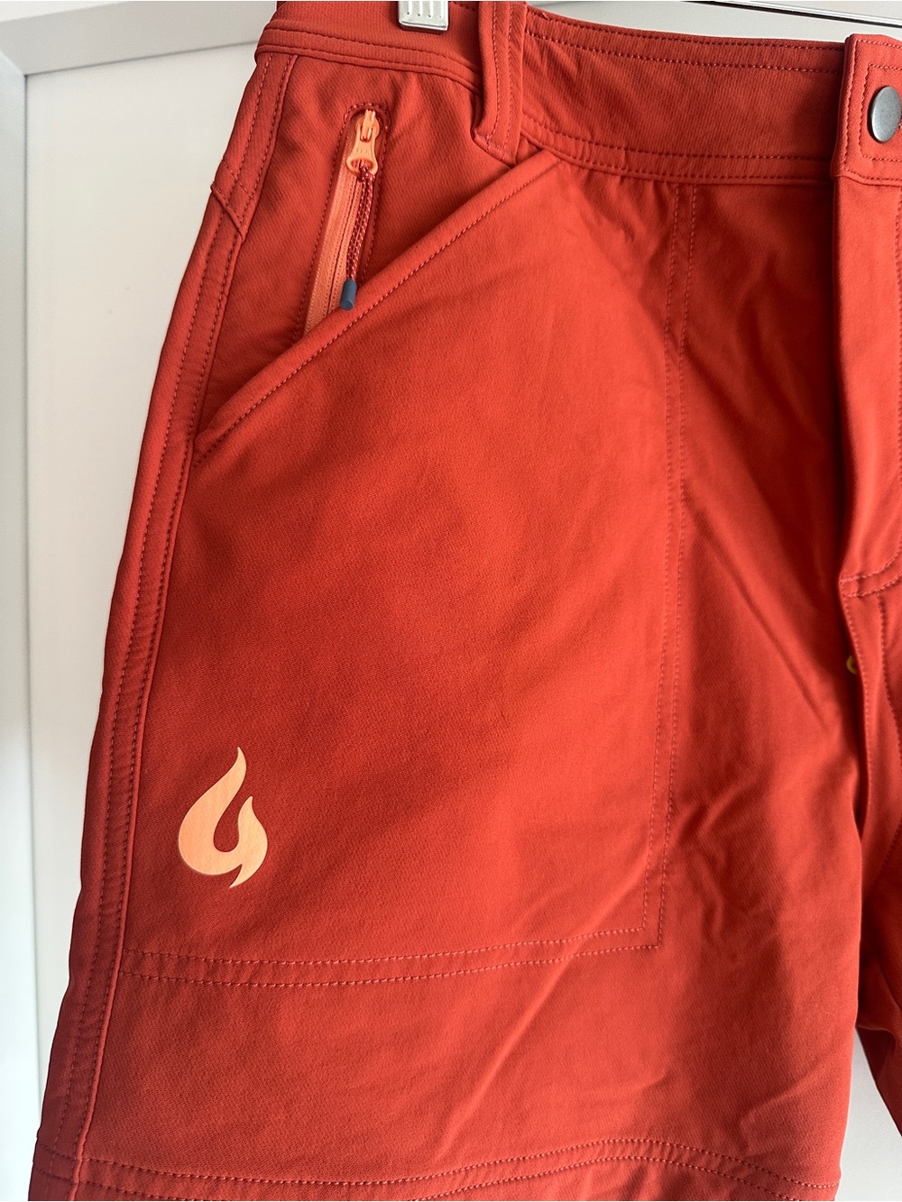 Gnara Go There women’s shorts - Picture 3 of 7